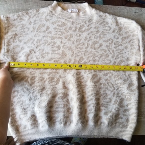 Goodnight Macaroon crewneck leopard print sweater - Picture 11 of 13